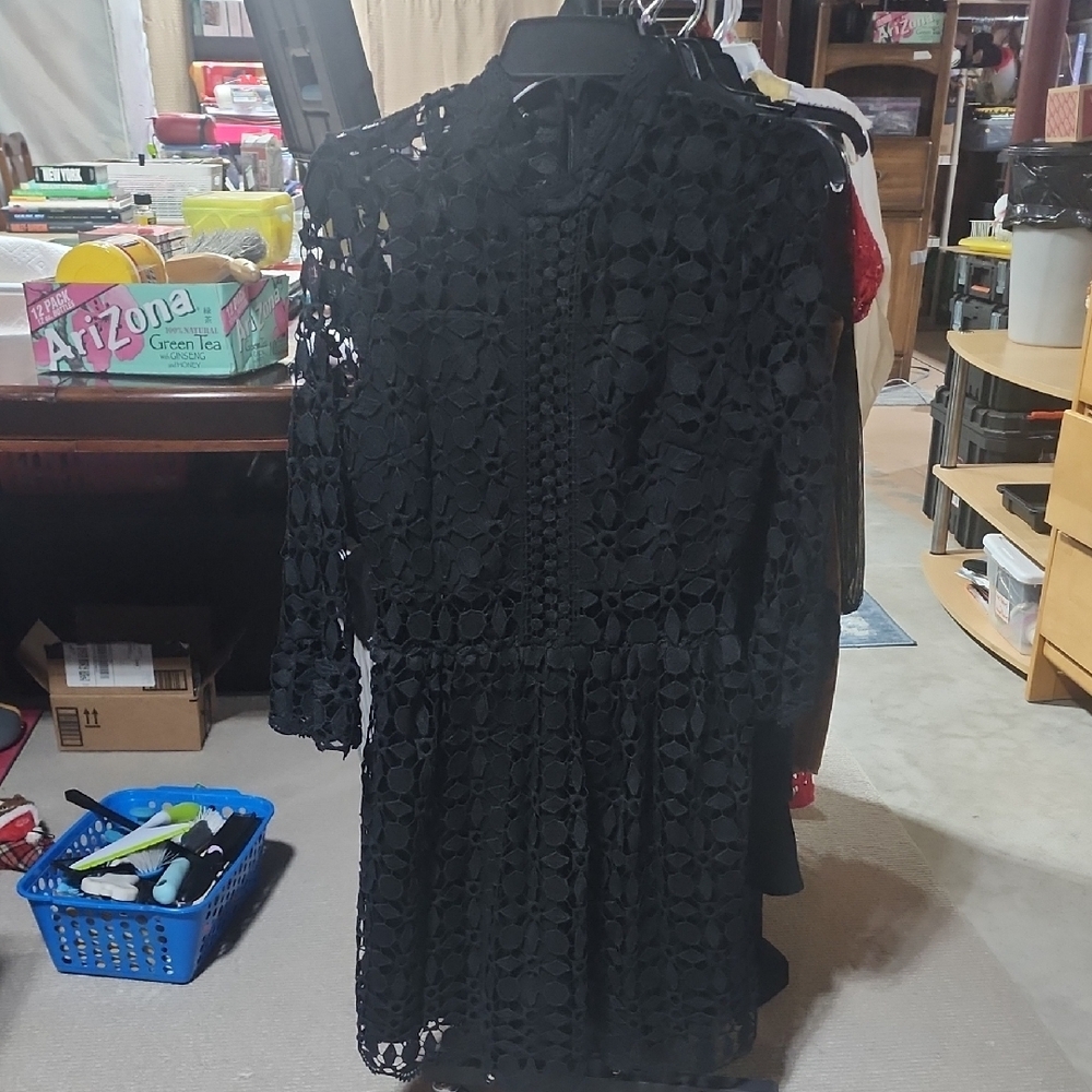 Elegant Black Lace Dress